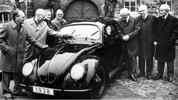 87 лет назад был выпущен первый "народный" автомобиль Volkswagen 87 лет назад был выпущен первый "народный" автомобиль Volkswagen